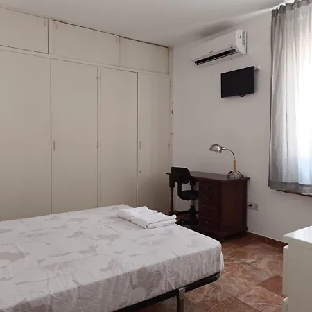 Piso Dos Junto Plaza Colon Apartment *